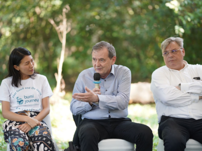 Low Carbon Transportation: Supporting Factors of Sustainable Tourism