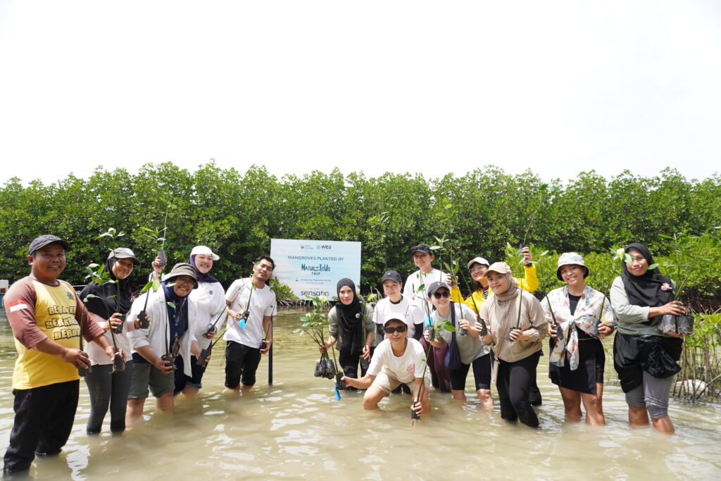 Kegiatan #NatureIsUs Trip oleh Bumi Journey, memberdayakan perempuan lewat wisata regeneratif di Kepulauan Seribu